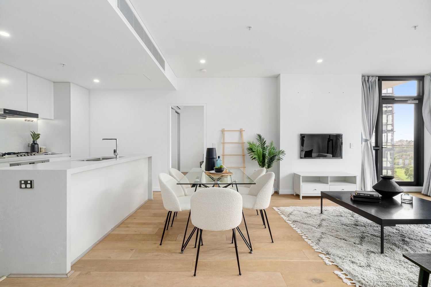 Model Flat